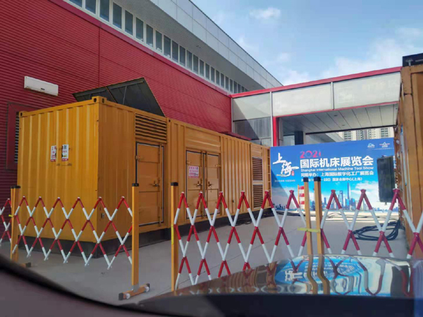 台江出租发电机-柴油发电机和汽油发电机哪个更好一些？