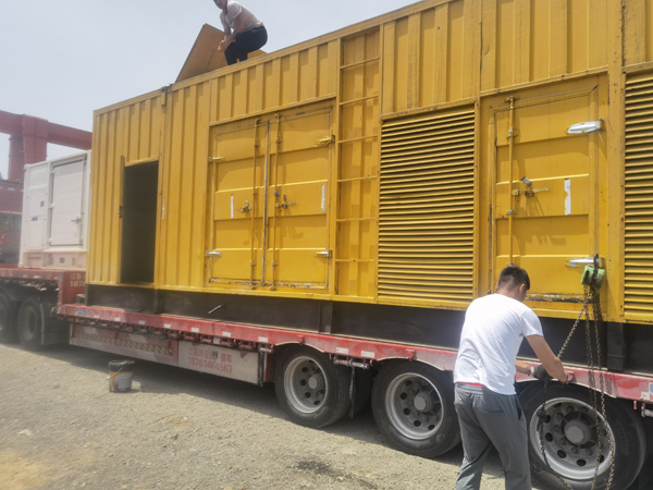 台江发电机出租100KW发电机需要什么规格的电缆线？