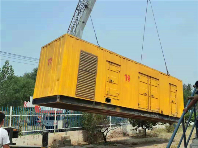台江300KW柴油发电机组油耗是多少？